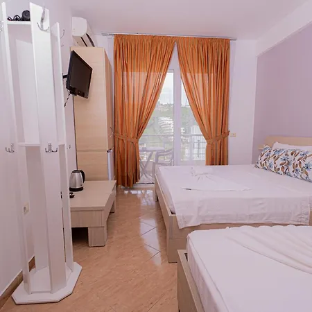 Hotel Sun Shine *