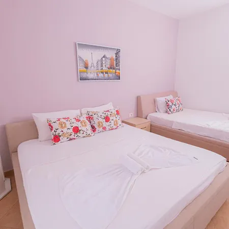 Sun Shine Hotel Shkallnur