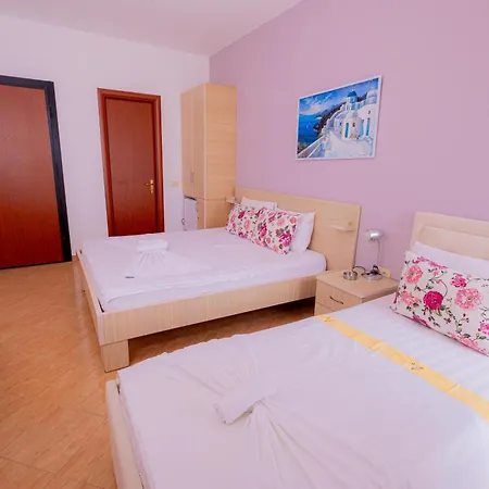 Sun Shine Hotel Shkallnur