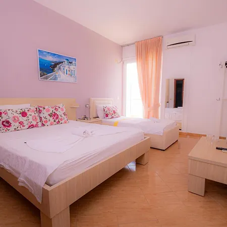 Hotel Sun Shine Shkallnur