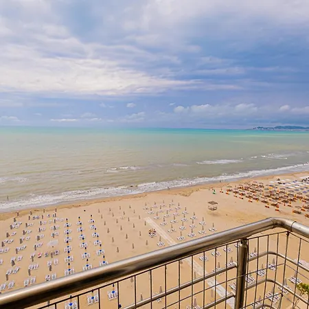 Sun Shine Hotel