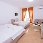Sun Shine Hotel