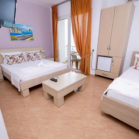 Sun Shine Hotel