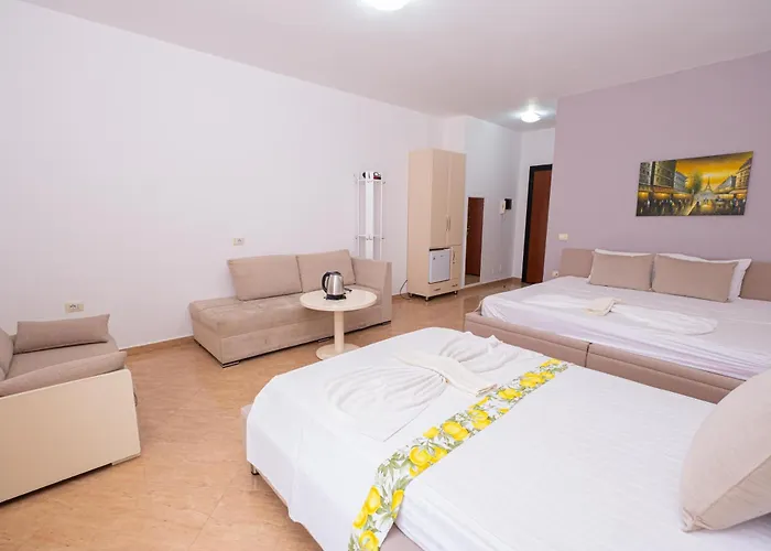 Sun Shine Hotel Škalngur