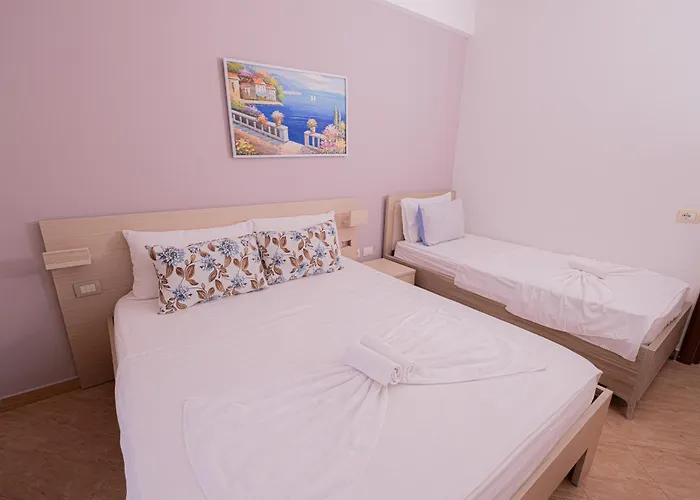 Hotel Sun Shine Shkallnur