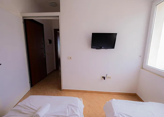 Sun Shine Hotel Shkallnur