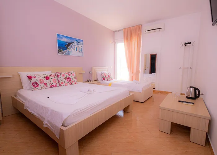 Hotel Sun Shine Shkallnur