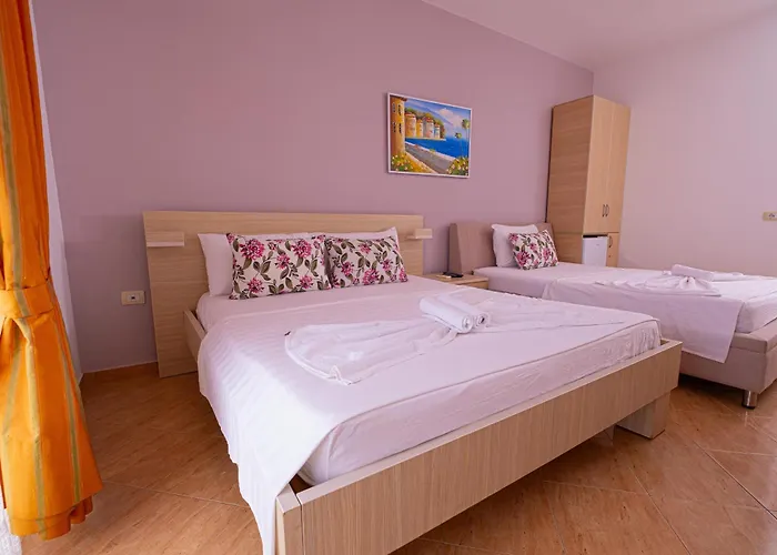 Sun Shine Hotel Shkallnur